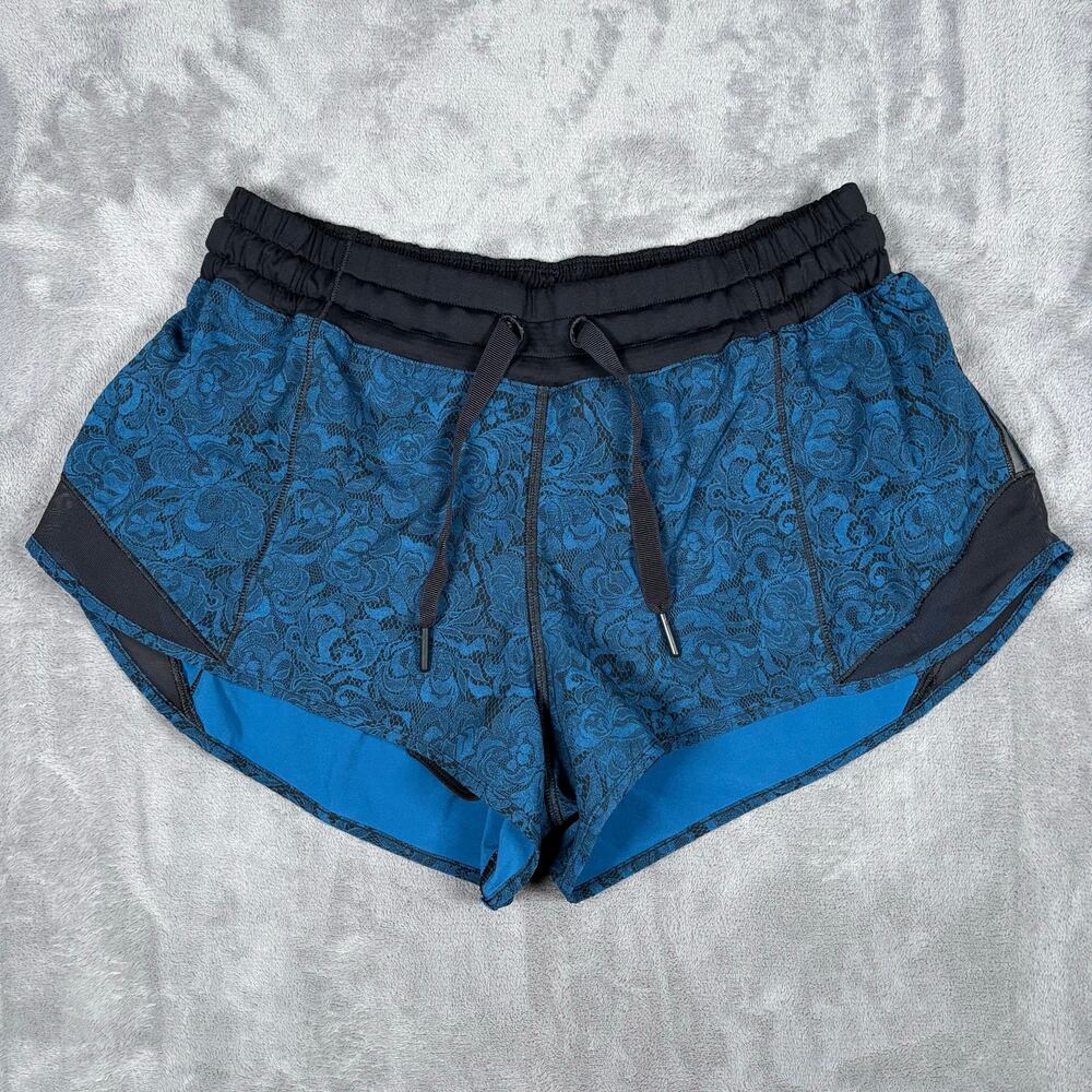 Lululemon Hotty Hot Short 2.5” Mini Park Lace Blue Black Floral Size 8